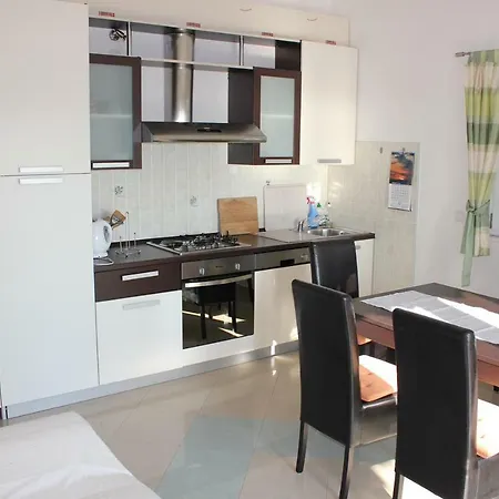 Apartment Zecevo Rtic 17129d